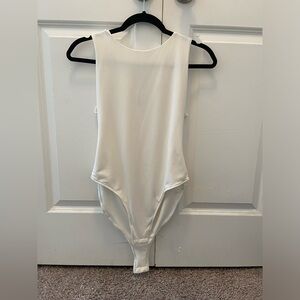Gibson Latimer White Body Suit